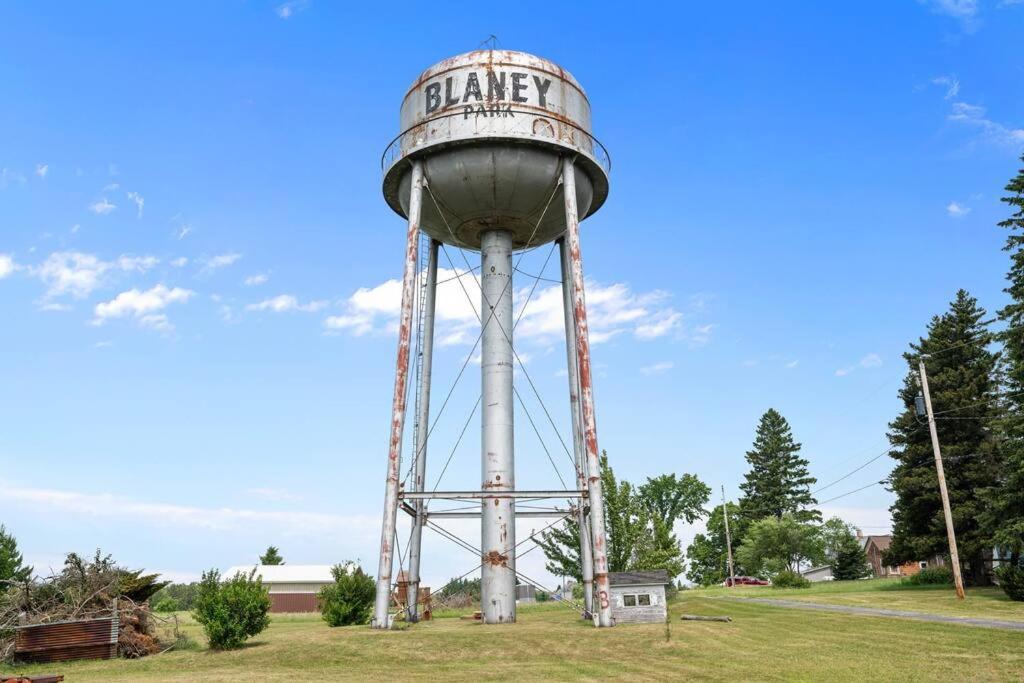 Centrally Located - Historic Blaney Park- Michigan Germfask Екстериор снимка